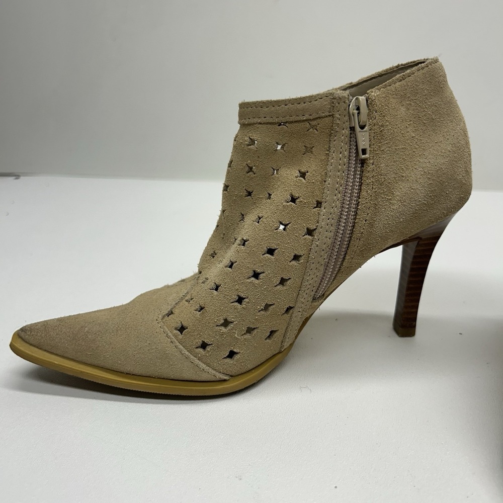 Newport News Suede Laser Cut Out Ankle Boots Booties Western Pointed Toe Size 6 - Picture 6 of 14